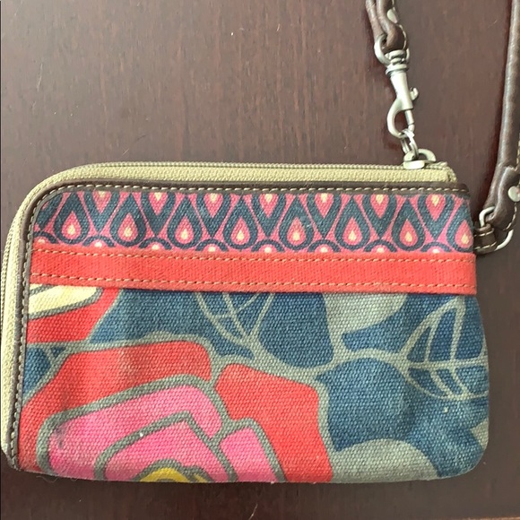 Fossil Wristlet - Picture 3 of 5
